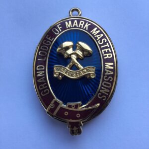 GRAND RANK MARK COLLAR JEWEL