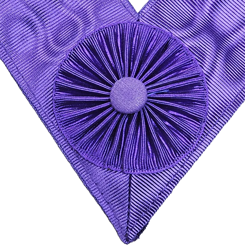 Past Diviosonal Collar Rosette